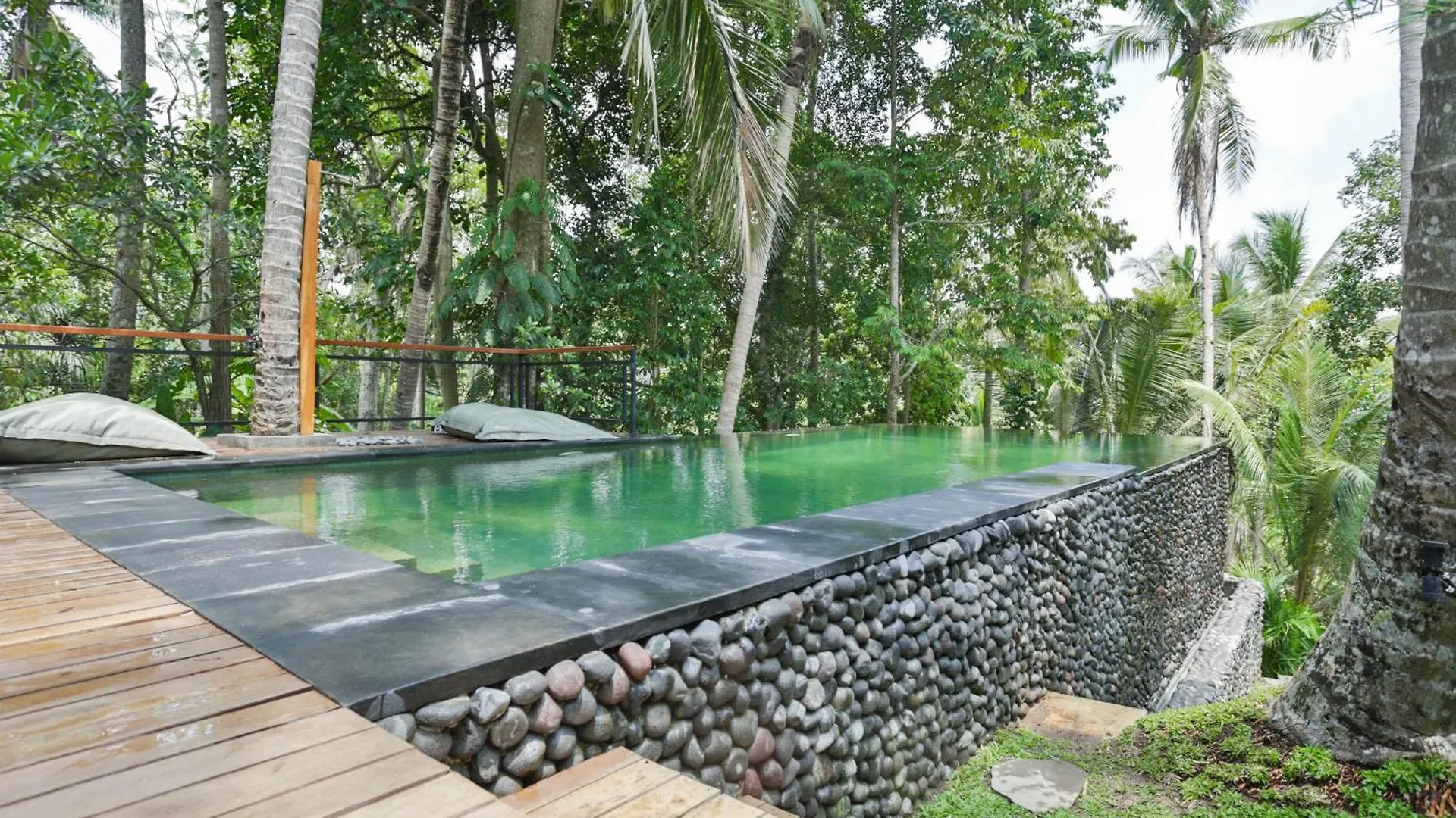 Вилла Secluded Jungle Getaway Убуд